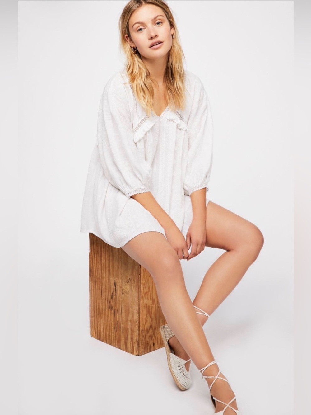 NEW FREE PEOPLE Long Weekend Embroidered Tunic White Beaded‎ S